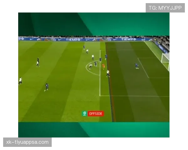 角球开球时越位规则为何不适用？深度解析判罚细节