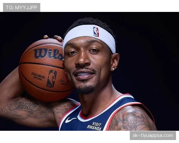 布拉德利·比尔突破解围助奇才核心得分效率大幅提升